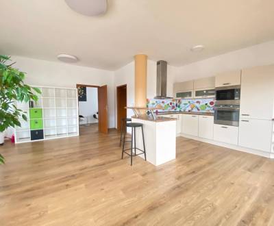 ☎️ 0918197701   Na predaj  elegantný 3 izbový byt priamo v centre Duna