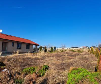 Stavebný pozemok v Novom Cabaji 680m2