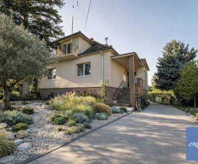 Na predaj rodinný dom s rozľahlým pozemkom 1788m2 MODRA