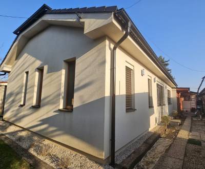 Nadštandardný dom 10 minút od Nitry v Golianove s veľkým pozemkom