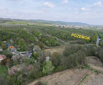 Rekreačný pozemok 1 701 m² v atraktívnej lokalite Častá – Píla