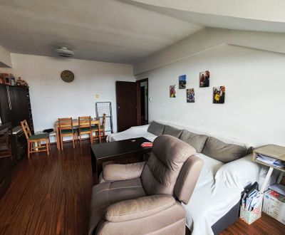 LUXUSNÝ 3izbový byt S BALKÓNOM - Centrum