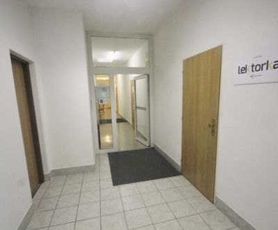PRENÁJOM kancelárie 22 m2  neďaleko centra mesta, Koceľova ulica