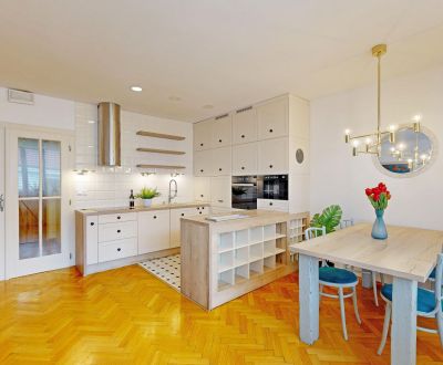 Staromestský 3-izbový byt 73 m², dizajnová rekonštrukcia, Chorvátska  