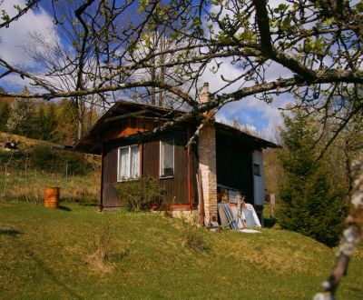 Záhradná chatka v prírode + vlastný pozemok 536 m² – Krásno nad Kysuco