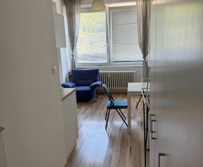 Dlhodobý prenájom bytu v pokojnej lokalite Majerská cesta