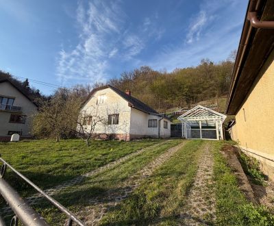RODINNÝ DOM V PRÍRODE - NA PREDAJ -OBEC ŠTÓS 