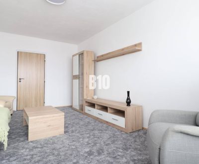 Na prenájom 3 izbový veľkometrážny byt Nováková ulica