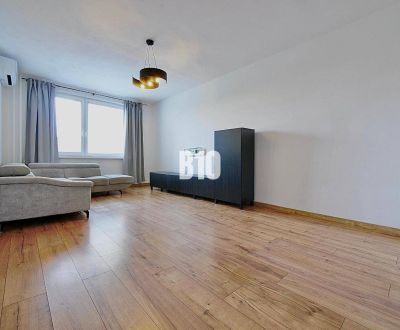 Priestranný 3,5i byt, ktorý si pretvoríte na domov