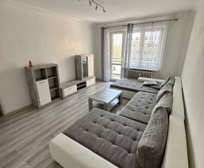 Prenájom moderný 2,5 izbový byt, Šalviová ulica, Bratislava II.Ružinov