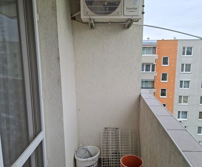 Predaj 2-izbového bytu 68 m2, T. Vansovej,  Nové Zámky