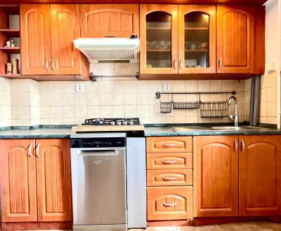 Na prenájom 2-izbový byt (50 m²)  – Nové Mesto