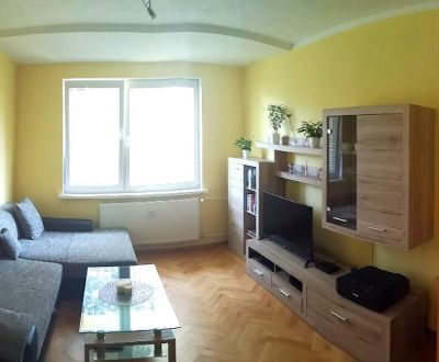 Prenájom 2 izbový byt, Rumančeková ulica, Bratislava II. Ružinov