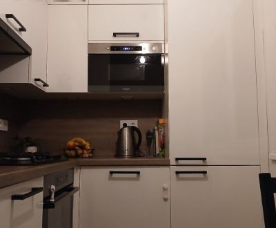 Predaj kompletne prerobený 1 izbový byt, Nejedlého ulica, Dúbravka.
