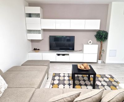 Moderný, klimatizovaný 3-i. byt s terasou a 2 park. miestami–Hrachová