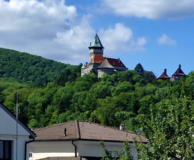 EXKLUZÍVNE: Dom s panoramatickým výhľadom na zámok a Malé Karpaty