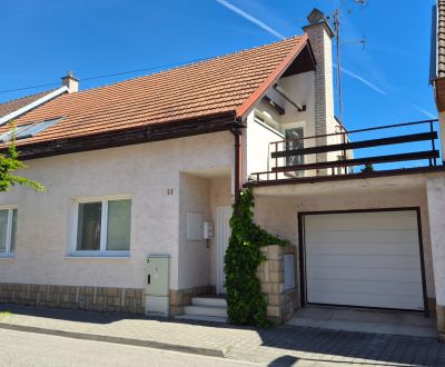 Šikovný 5-izbový dom, balkón, terasa, loggia, garáž, záhradka