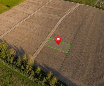 Slnečný pozemok, kde sa nebudete obmedzovať | 733 m² Dubová