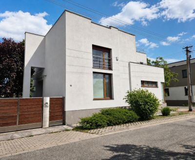 5–IZB. RD, BAZÉN, SAUNA, ZAHRADNÝ DOMČEK, PIVNICA,ŠÚLOVSKÁ, BRATISLAVA