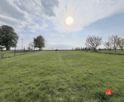 Pozemok na predaj, Čeľadice, 560 m2