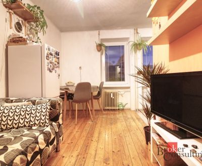 Na prenájom 2,5- izbový byt ,  Nitra - Centrum