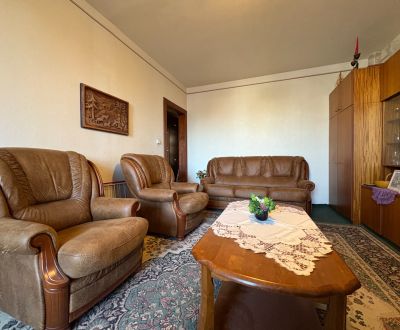 Na predaj: 2 izb.byt v CENTRE mesta + 2x BALKÓN, ŠATNÍK, PIVNICA