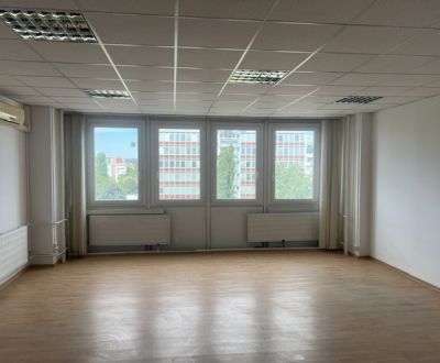 Klimatizovaná kancelária 42 m2 na Tomášikovej ul.