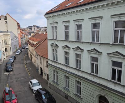 Staré Mesto » Neprerobený 2,5 izbový byt na Panenskej