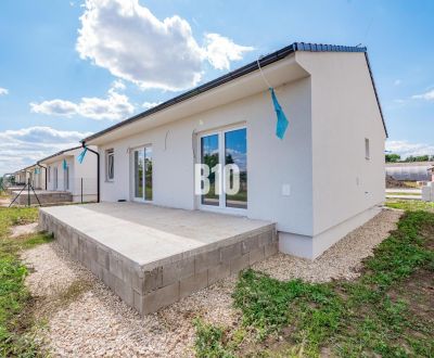 NOVÝ Rodinný dom, štandard, s tep. čerpadlom - okres Nitra