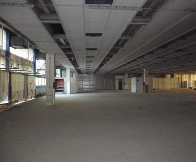 MASARYKOVA: 3,50 €/m2 - VOĽNÉ SKLADOVACIE priestory - cca 2.400 m2 