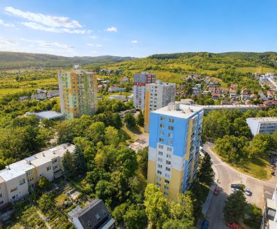 SADMELIJSKÁ, 3-i byt, 71 m2 - pôvodný stav, pár krokov od prírody 