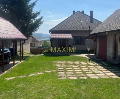 Pekný 3 izbový rodinný dom s veľkým pozemkom v Prievaloch