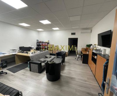 Na predaj obchodný priestor v centre Malaciek