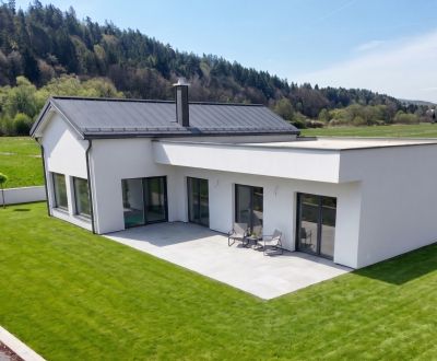 Novostavba moderného bungalovu na Sliači