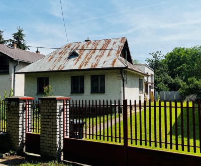  REZERVOVANÉ Priestranný rodinný dom s obrovským pozemkom v Hencovciac