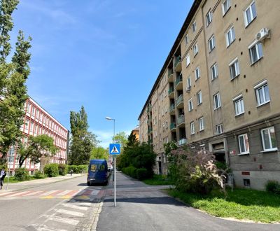 Na prenájom garsónka, Jelačičova ul., CENTRAL, Bratislava, Ružinov