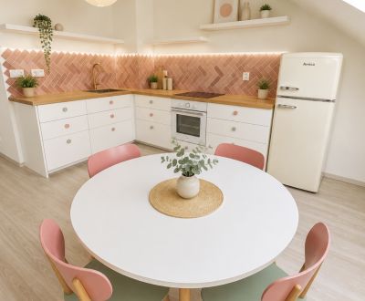 REZERVOVANÝ-Na Predaj moderný priestranný podkrovný 2 izbový byt