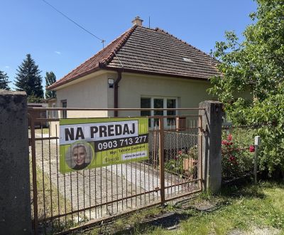 !!! ZNÍŽENÁ CENA !!! PREDAJ - RODINNÝ DOM - ZLATÉ MORAVCE