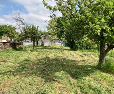 PREDAJ pozemok 2205 m², možnosť 3 parciel - Kuchyňa Záhorie