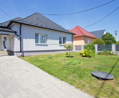 EXKLUZIVNE - útulný RD, Bojničky s veľkým pozemkom 