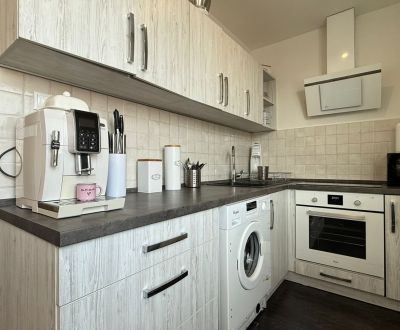 Na predaj 2i byt Levice, 50m2
