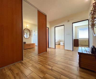 Na predaj: 4 izb.byt + BALKON + PIVNICA