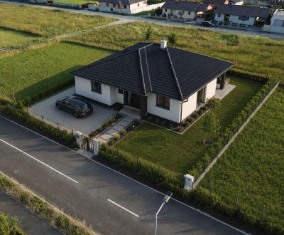 PREDAJ | I NOVOSTAVBA 4 i. bungalov s terasou,nova Lokalita Lukov Dvor