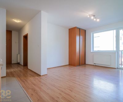 PREDAJ: 2-izbový byt s balkónom v novšej tehlovej bytovke