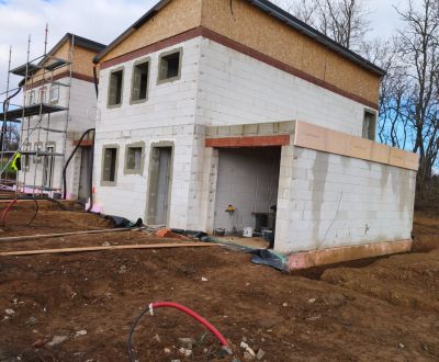 4 izbové novostavby Nová Štvrť pri Zlatých Moravciach 
