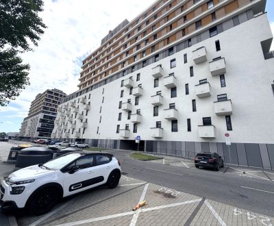 Prenájom garážového státia a kobky –BA V.  Slnečnice, Z. Chalupovej