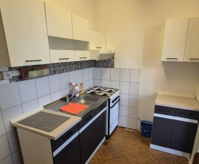 PREDAJ : 1 IZBOVÝ BYT S LOGIOU, KOMÁRNO