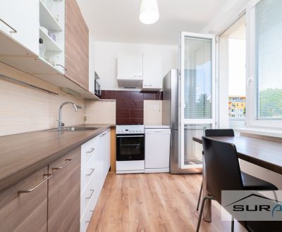 Prenájom 2-izbového bytu s balkónom / 54 m² / Bratislava – Ružinov