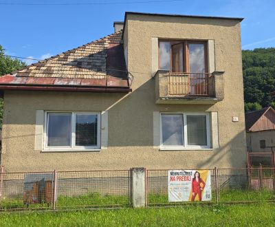 Na predaj rodinný dom s pozemkom 704 m² - Šalková, Banská Bystrica 