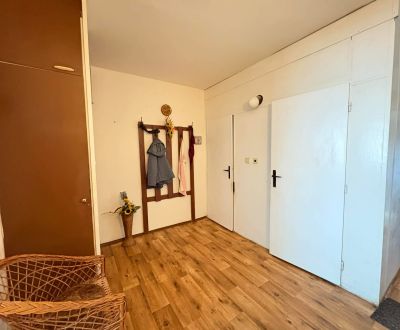 Pôvodný 2 izbový byt -  52 m2  v Michalovciach
